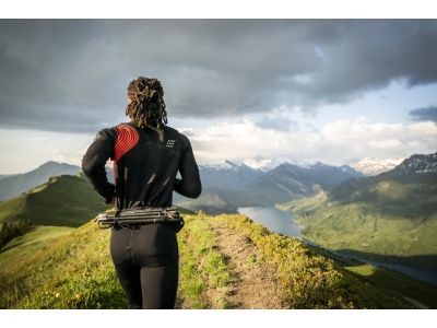 COMPRESSPORT Winter Trail Postural T-Shirt, schwarz/rot