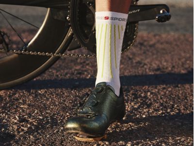 COMPRESSPORT Aero-Socken, Weiß/Limette