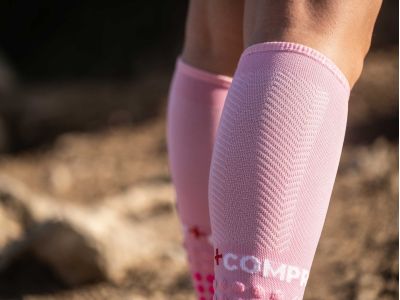 Podkolanówki COMPRESSPORT Full Run, różowe