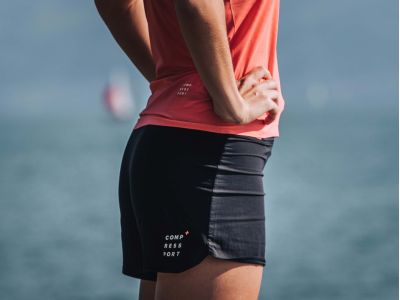 COMPRESSPORT Performance dámské kalhoty, Black/Coral