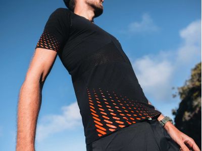 COMPRESSPORT Racing-Shirt, Nachtkerze/Weiß