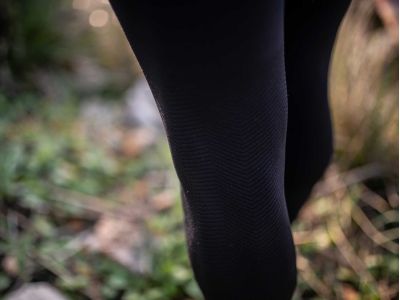 COMPRESSPORT Trail Under Control Teljes leggings, fekete