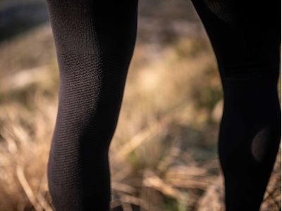 COMPRESSPORT Trail Under Control Teljes leggings, fekete