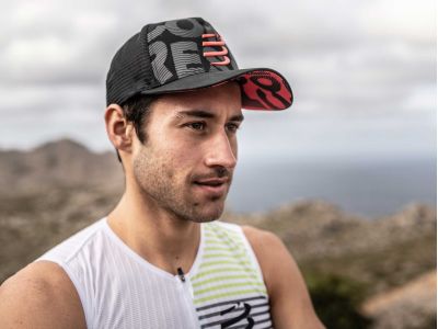 COMPRESSPORT Trucker kšiltovka, červená/bílá