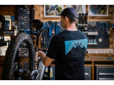 Peaty&#39;s PUBWEAR triko, sunrise black