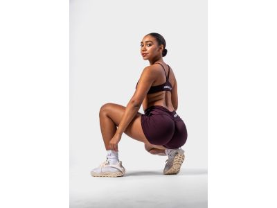 NEBBIA STRONG BEAUTY 428 női rövidnadrág, sötétpiros
