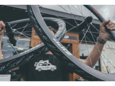 Zipp 303 SW A1 28&quot; hátsó kerék