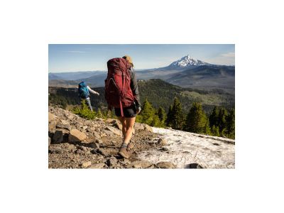 Rucsac Osprey Aura Ag LT 65 pentru femei, 65 l, verde koseret/darjeeling de primăvară