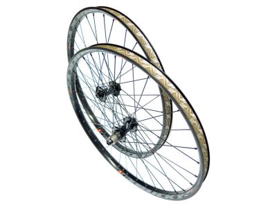 Mach 1 Boost 650B+ Boost sada kolies, orech SRAM XD