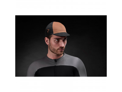Pinarello-Mütze TEAM T-Schriftzug schwarz/braun