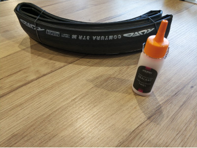 TUFO Comtura 3TR 25-622 black tubeless