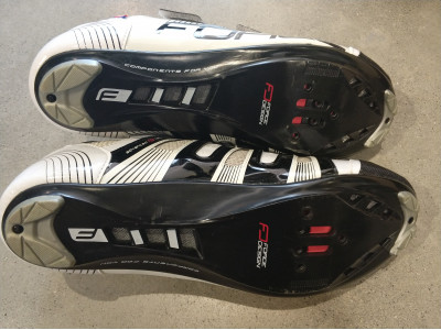 FORCE Road road shoes black and white