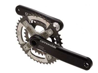 Cranksets and chainrings