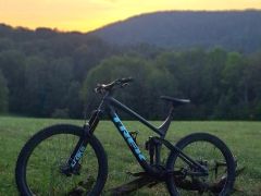 Trek Remedy 8
