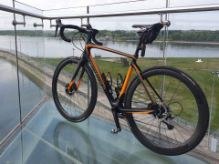 SPECIALIZED Roubaix Comp ročník 2017